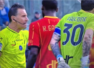 Lecce, futuro blindato e rosa che si ricompone: Falcone rinnova fino al 2029, Coulibaly e Gandelman tornano in gruppo verso il Bologna